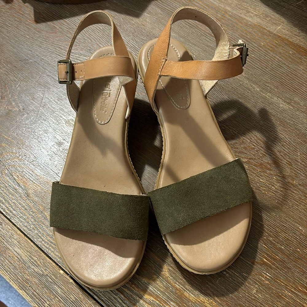 Timberland size 7 sandal